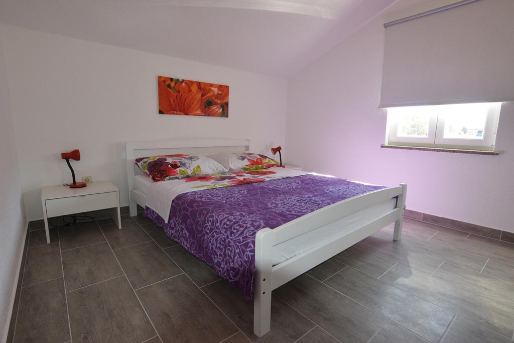 ביוגראד נה מורו Apartments Batarilo מראה חיצוני תמונה